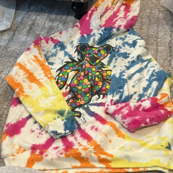 MadeWorn Tops - MADEWORN Hoodie